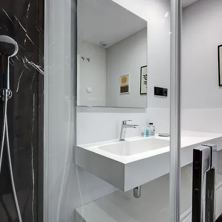 Brand New, Luxurious Ground Floor In Mirador De Hills