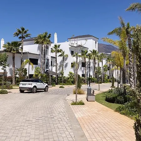 Brand New, Luxurious Ground Floor In Mirador De Hills *