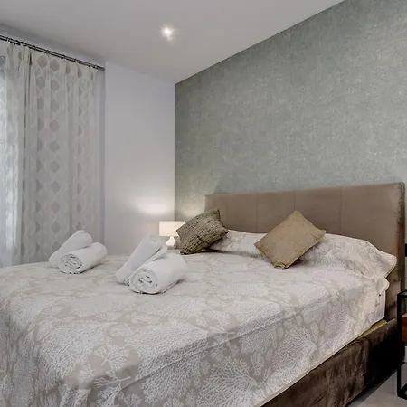 Brand New, Luxurious Ground Floor In Mirador De Hills *