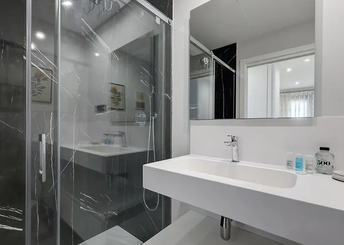 Brand New, Luxurious Ground Floor In Mirador De Hills * Estepona