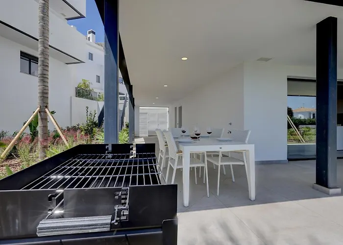 Brand New, Luxurious Ground Floor In Mirador De Hills *